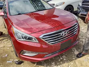 Hyundai Sonata Limited Sedan FWD (2.4L 4cyl 6A) 2016 Red