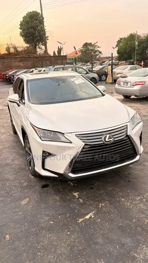 Lexus RX 350 FWD 2017 White