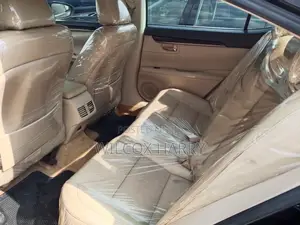 Lexus ES 300H FWD 2015 Black