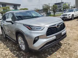 Toyota Highlander Limited AWD 2020 Silver