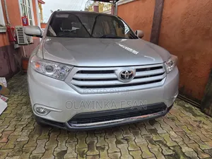 Toyota Highlander Limited 2011 Silver