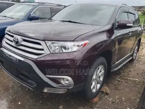 Toyota Highlander Limited 2012 Red