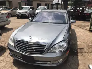 Mercedes-Benz S-Class S 550 2008 Gray