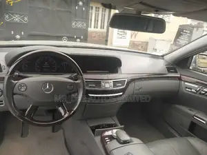 Mercedes-Benz S-Class S 550 2008 Gray