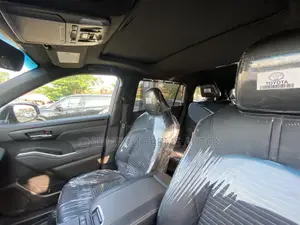 Toyota Highlander XSE AWD 2023 Silver