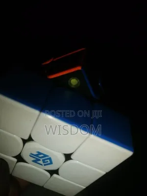 Gan 356 M Rubix Cube