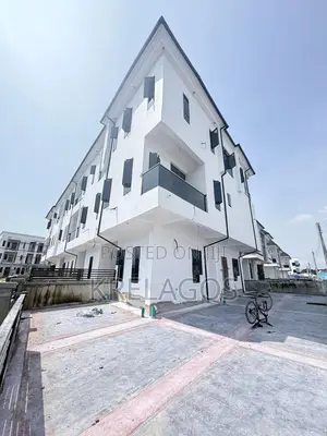 3bdrm Duplex in Orchid, Chevron for sale