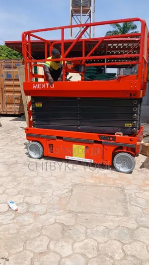 12 Meter Motorise Hydraulic Scaffolding