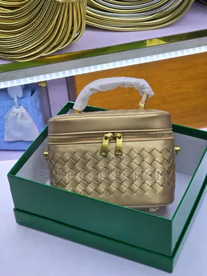 Luxury Bottega Venta Bag Available in 6 Colors