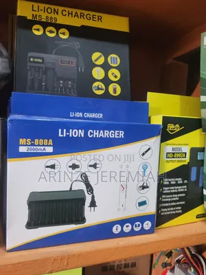 Li-on Battery Charger