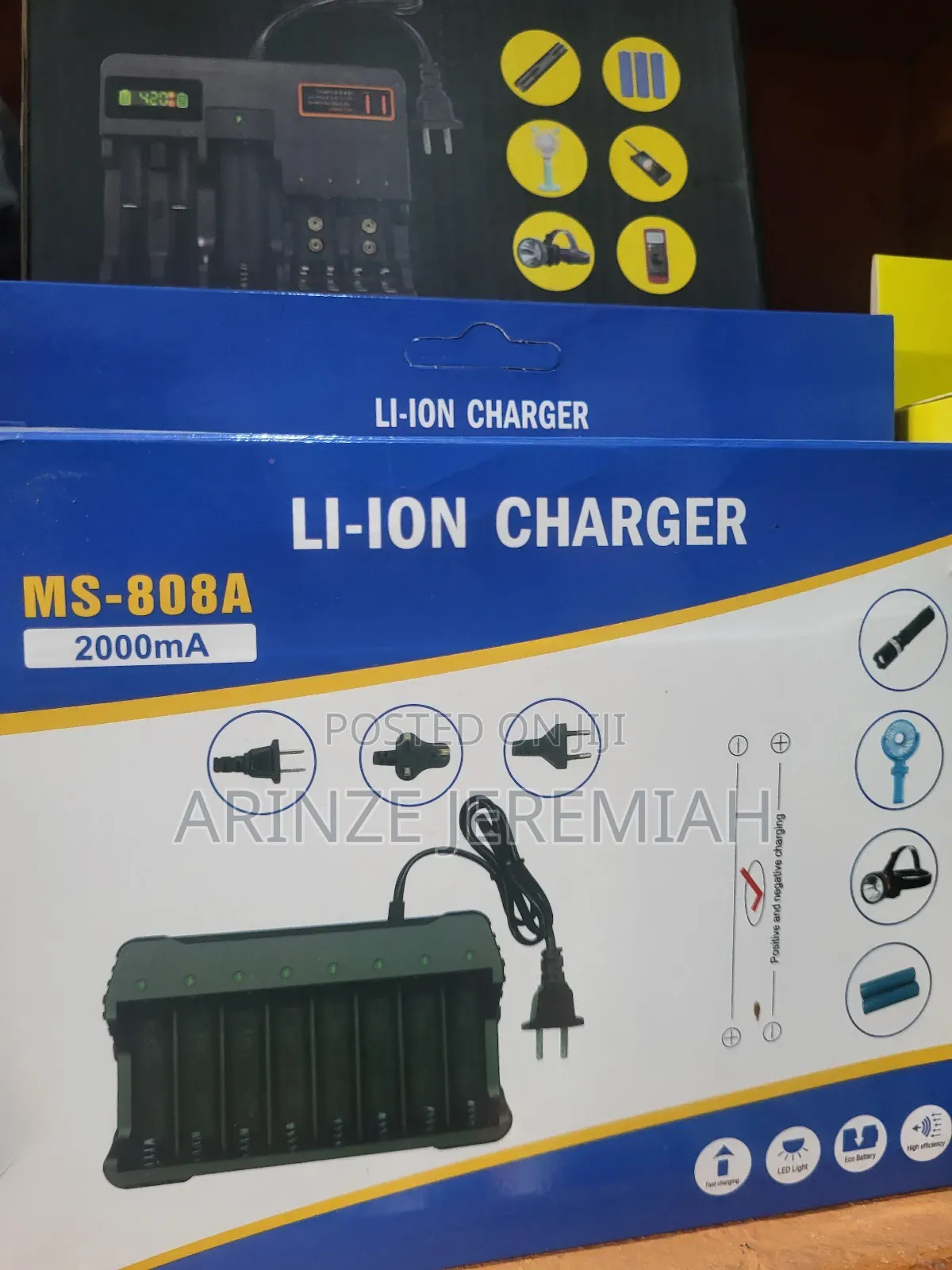 Li-on Battery Charger