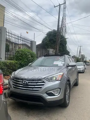 Hyundai Santa Fe Limited 4dr SUV AWD (3.3L 6cyl 6A) 2014 Silver