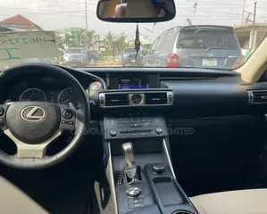 Lexus IS 250 2015 Blue