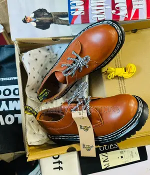 Double Threaded Dr Martens Leather Derby Shoe