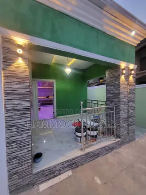 4bdrm Bungalow in Niyi Ishola Estate, Akala Express for sale