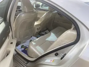 Lexus ES 350 FWD 2014 Gold