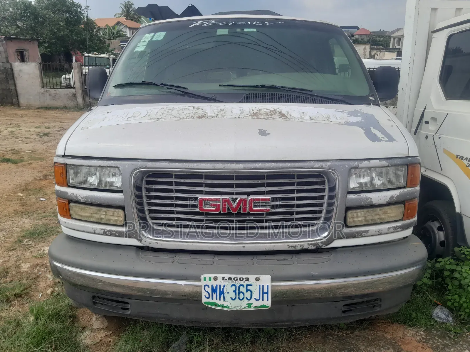 GMC 4500 2003 White