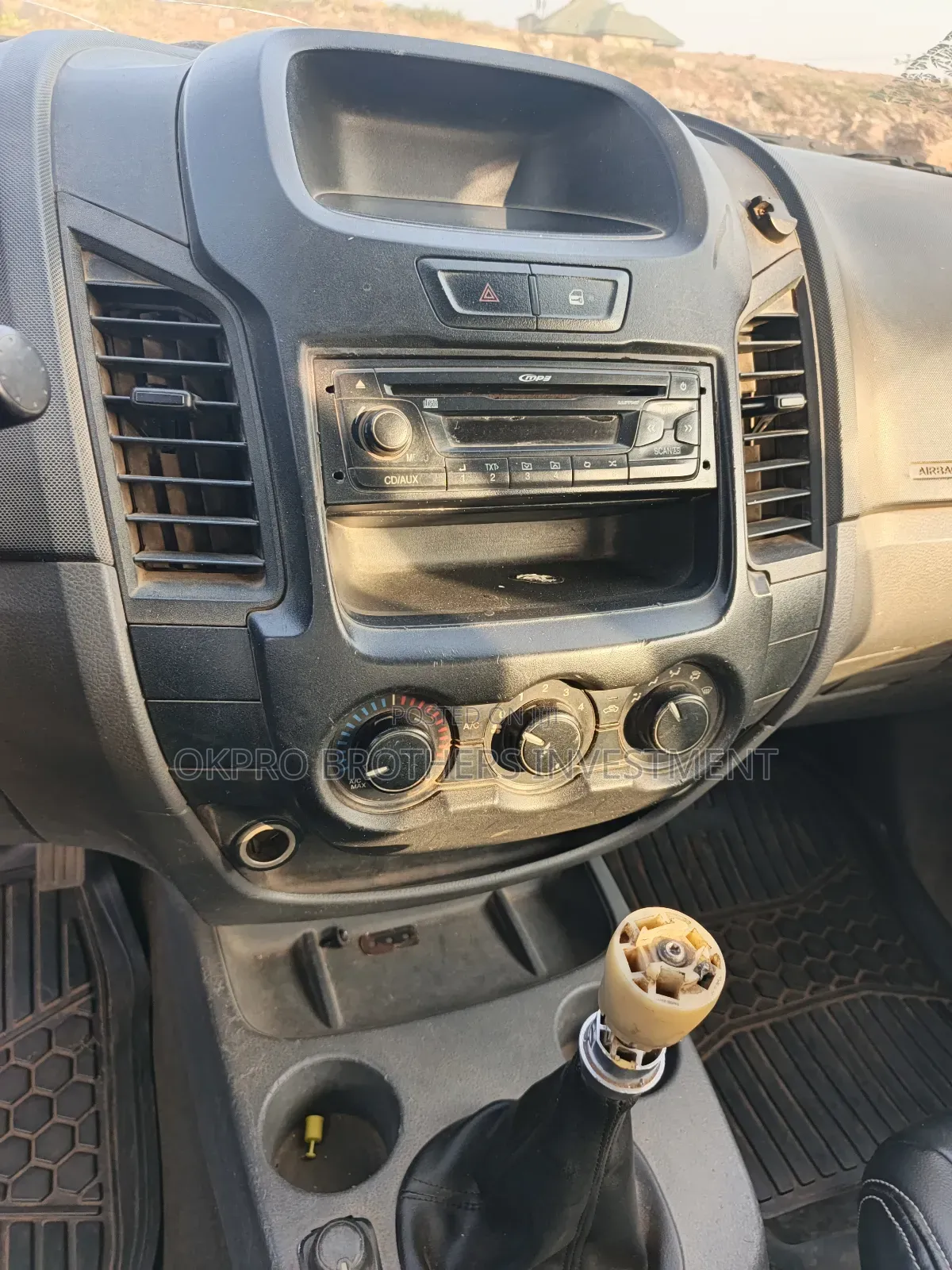 Ford Ranger XL 2011 White
