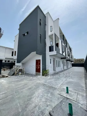 3bdrm Townhouse/Terrace in Ikota Gra for sale