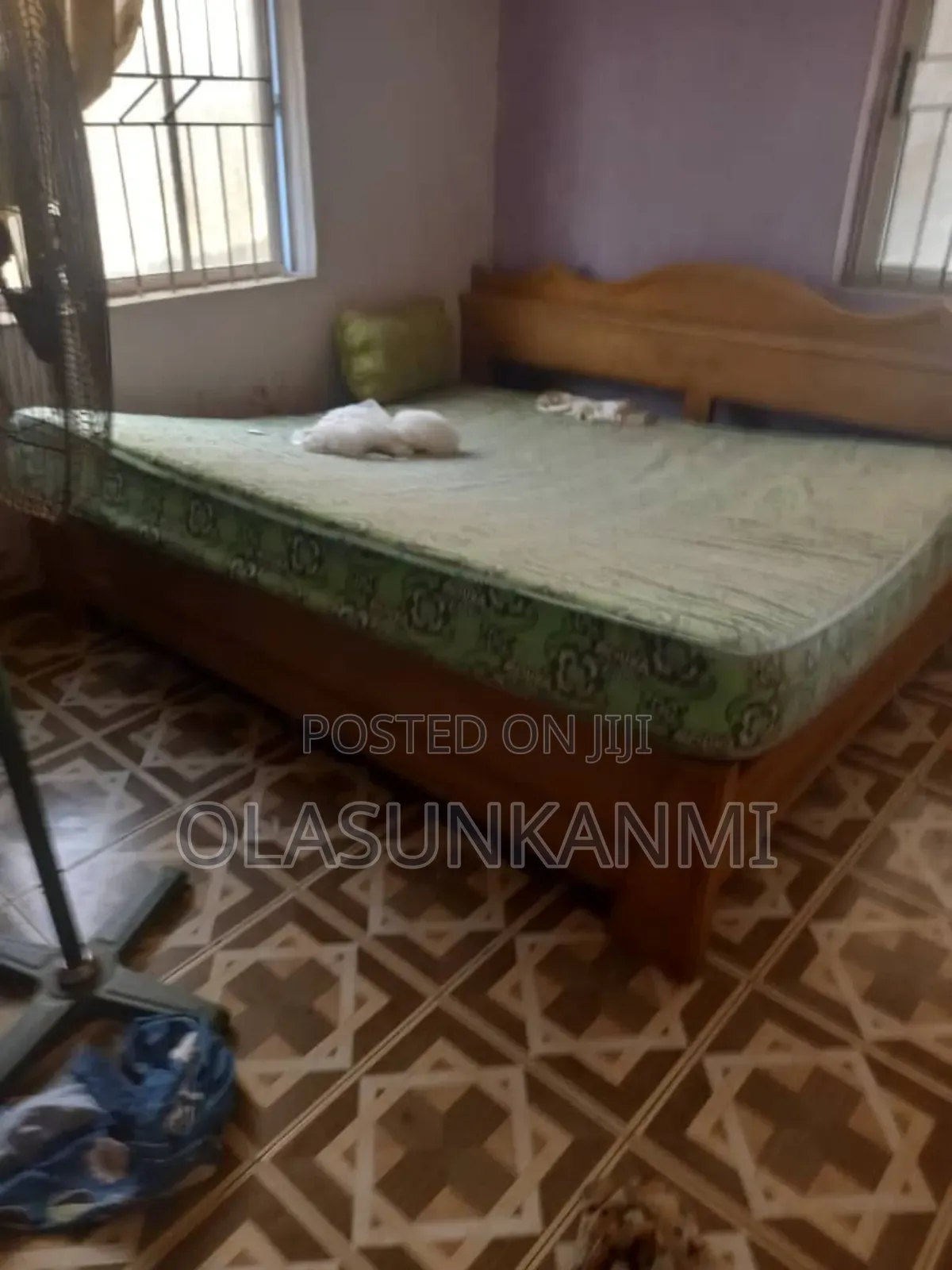 Master Bed Frame With Mattress