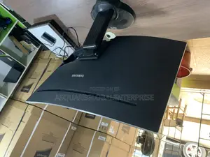 Samsung 32 Inch WQHD 144hz Curved Gaming Monitor