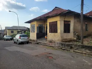 6bdrm Apartment in Lanfewa, Ogun State for sale