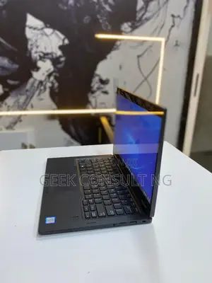 Laptop Dell Latitude 7390 16GB Intel Core i7 SSD 256GB