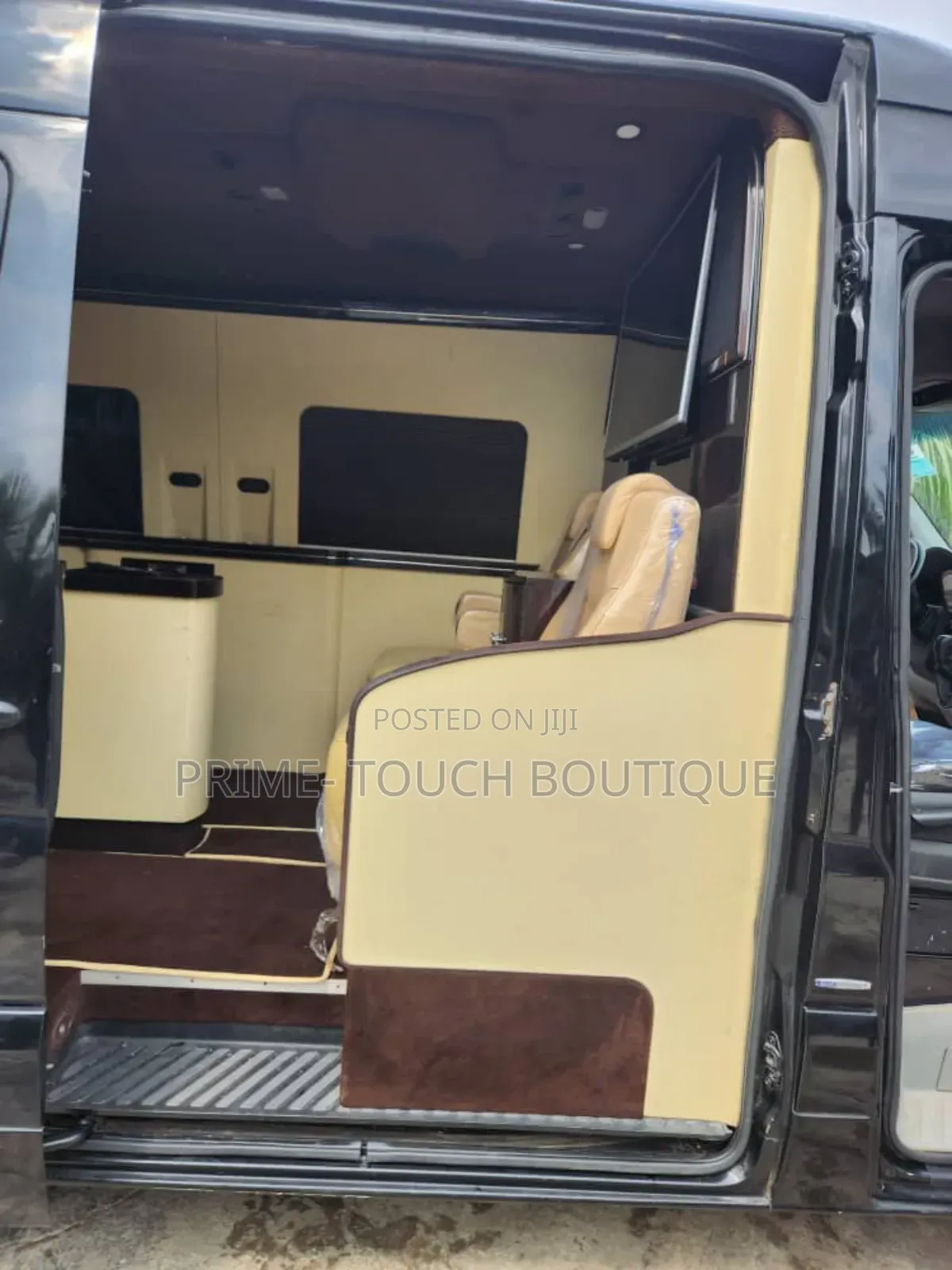 Mercedes-Benz Sprinter 2013 Black