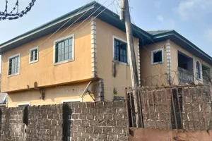 8bdrm Block of Flats in Imo Avenue Ext By for sale