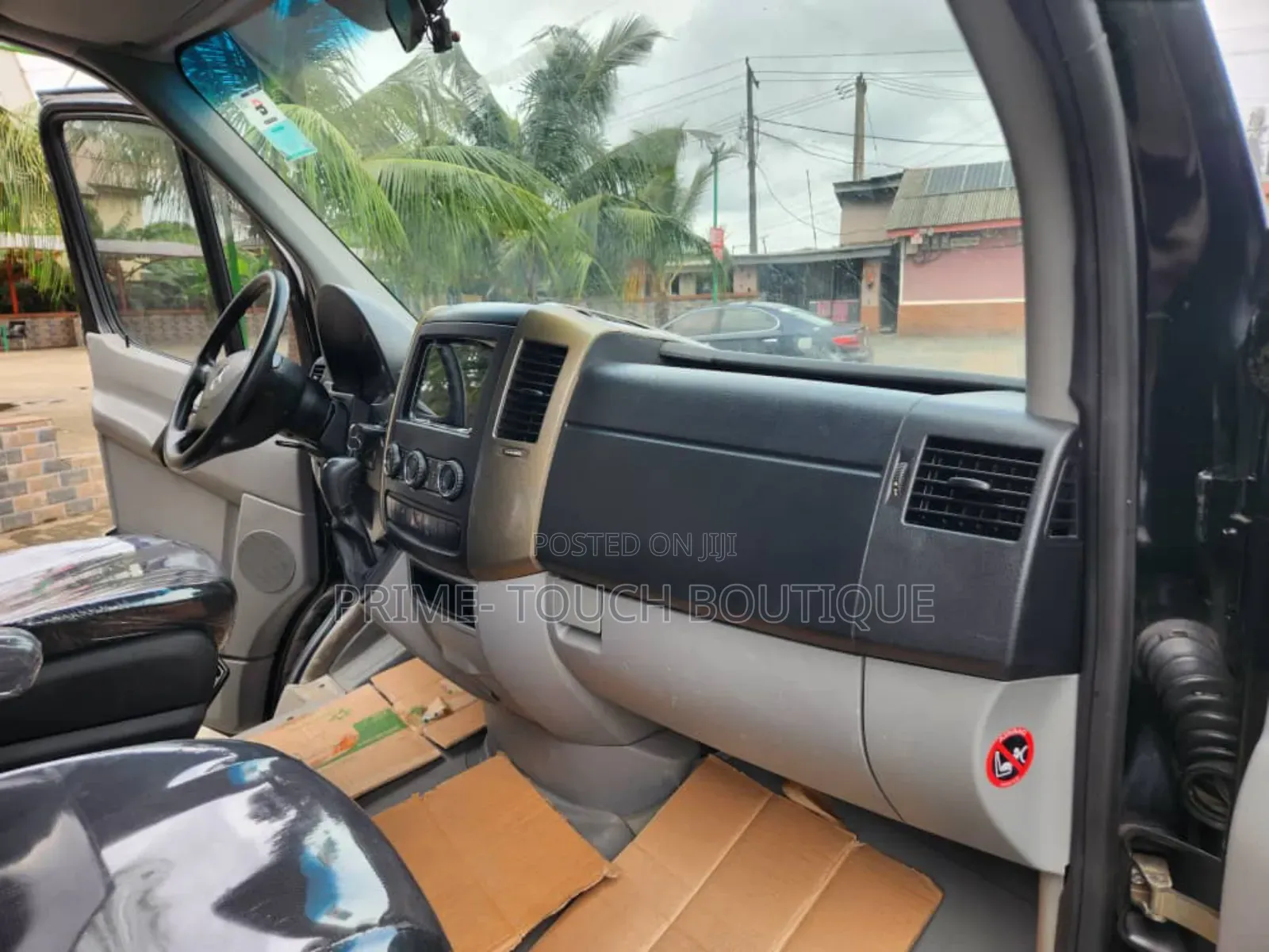 Mercedes-Benz Sprinter 2013 Black
