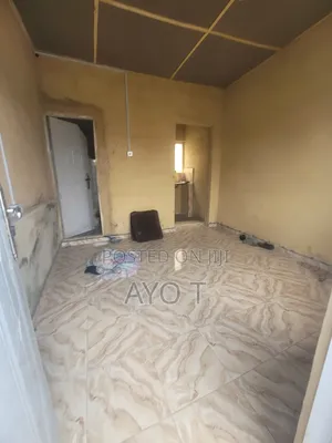 Studio Apartment in Bariga for rent