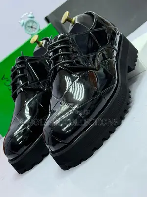 Bottega Veneta Thick Sole Derby Shoe