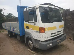 Nissan Cabstar Tokunbo With Diesel Engine