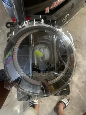 Brand New Headlamp for Toyota Fj Cruiser New Design
