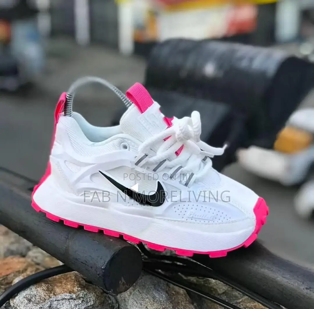 Unisex Nike Sneakers