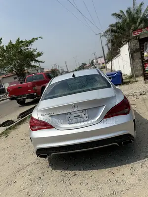 Mercedes-Benz CLA-Class CLA 250 Sedan 2014 Silver