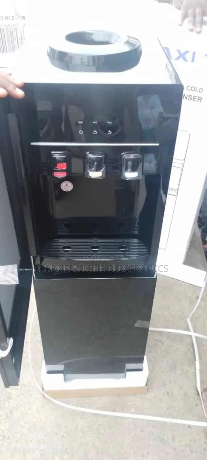 Top Loader Maxi Water Dispenser
