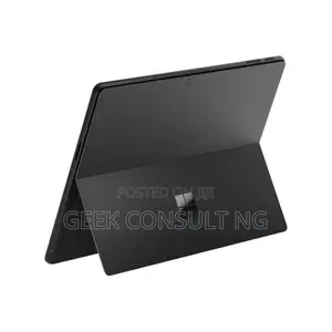 Laptop MSI Stealth 14 Studio A13VF 64GB Intel Core i7 SSD 1T