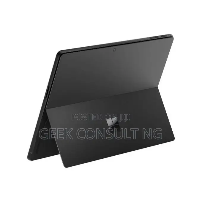 Laptop MSI Stealth 14 Studio A13VF 64GB Intel Core i7 SSD 1T