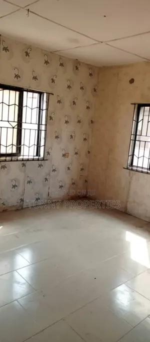 4bdrm Block of Flats in Sunday Farm Estate, Mangoro for rent