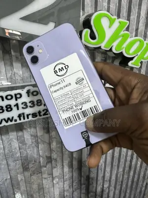Apple iPhone 11 64 GB Purple