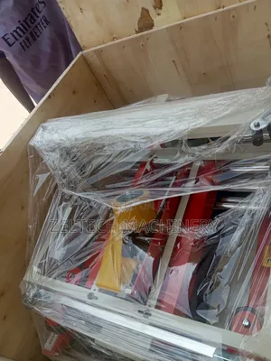 Carton Sealing Machine