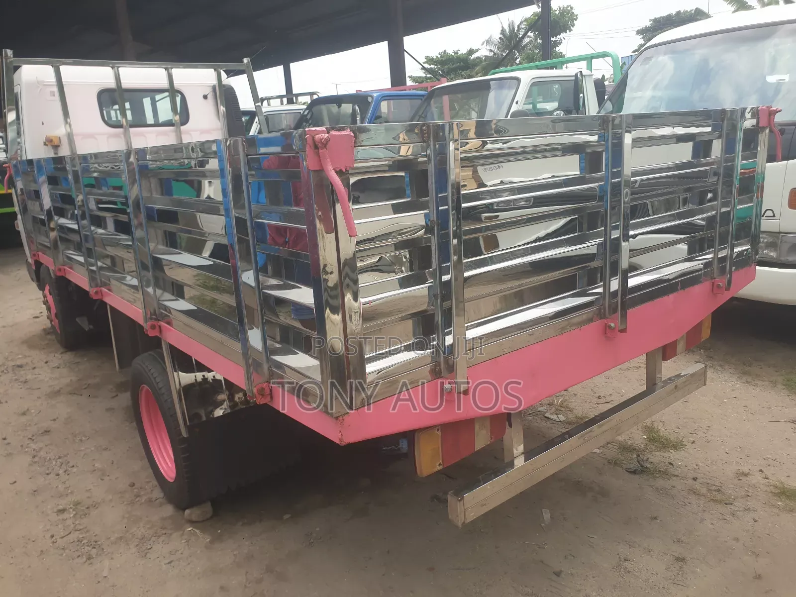 Mitsubishi Canter Tokunbo With Short Chassis