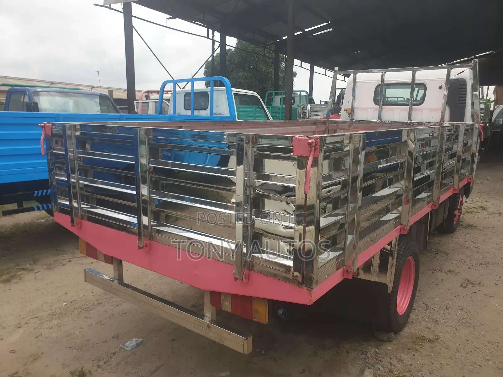 Mitsubishi Canter Tokunbo With Short Chassis
