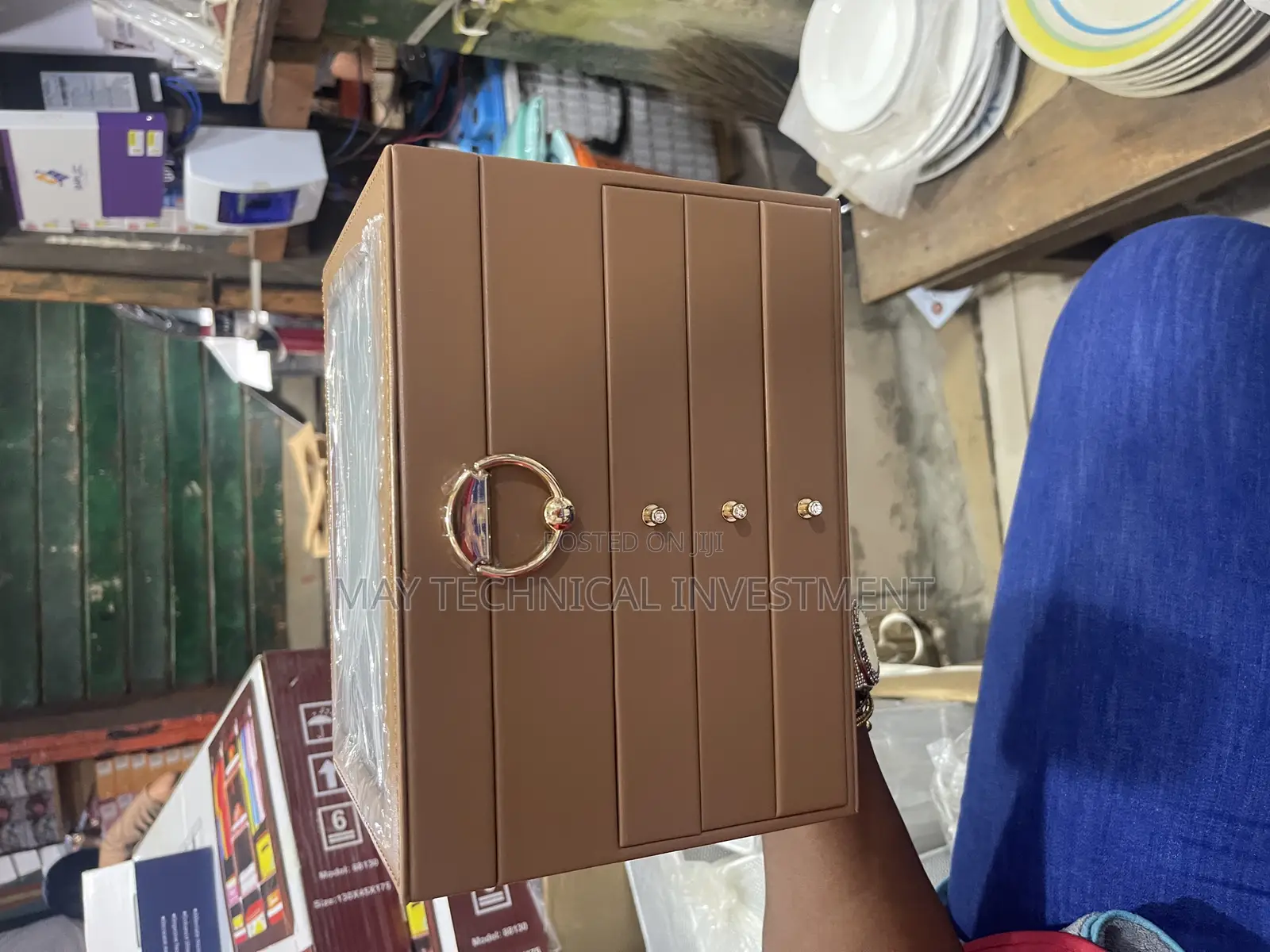 4 Steps Jewelry Organizer