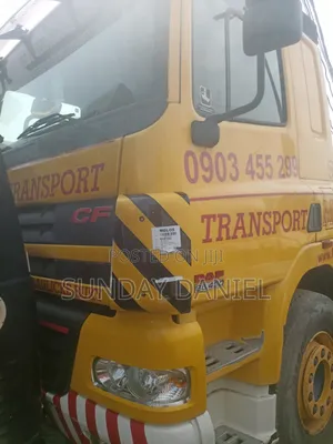 Daf Trailer Head Ten Tyres 2002 Yellow