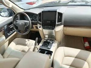 Toyota Land Cruiser 2019 Black