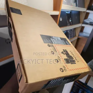 New Laptop Asus X415J 4GB Intel Core I3 HDD 1T