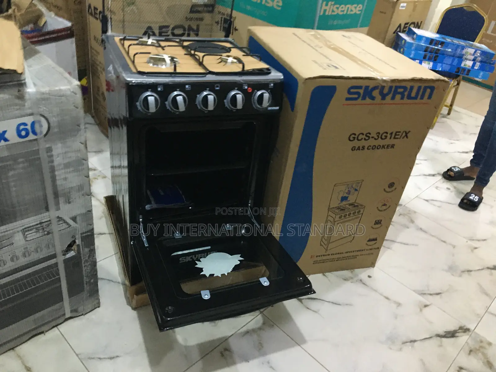 Skyrun 3+1 Gas Cooker With Auto Ignition