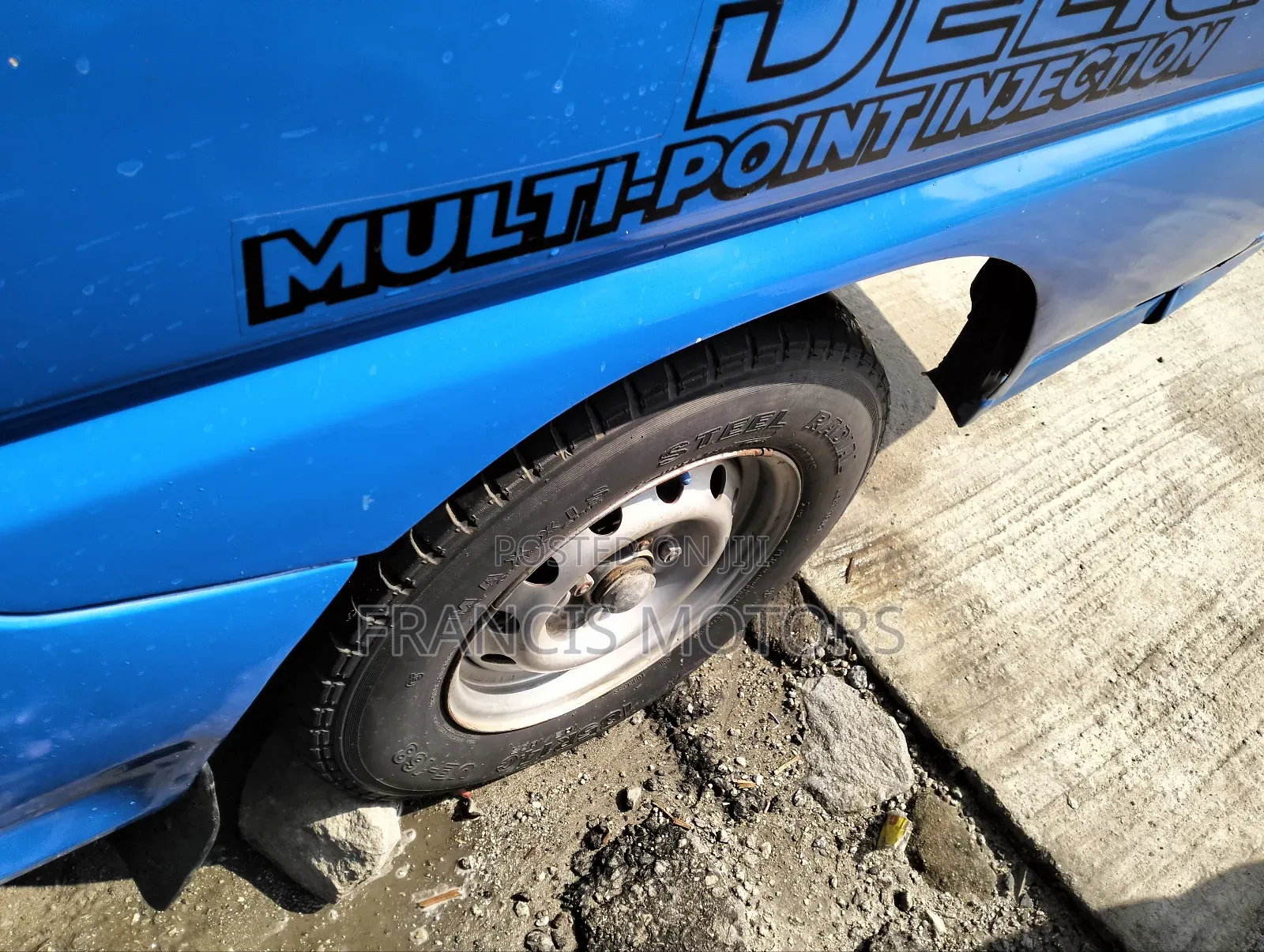 Mitsubishi Delica 2001 Blue